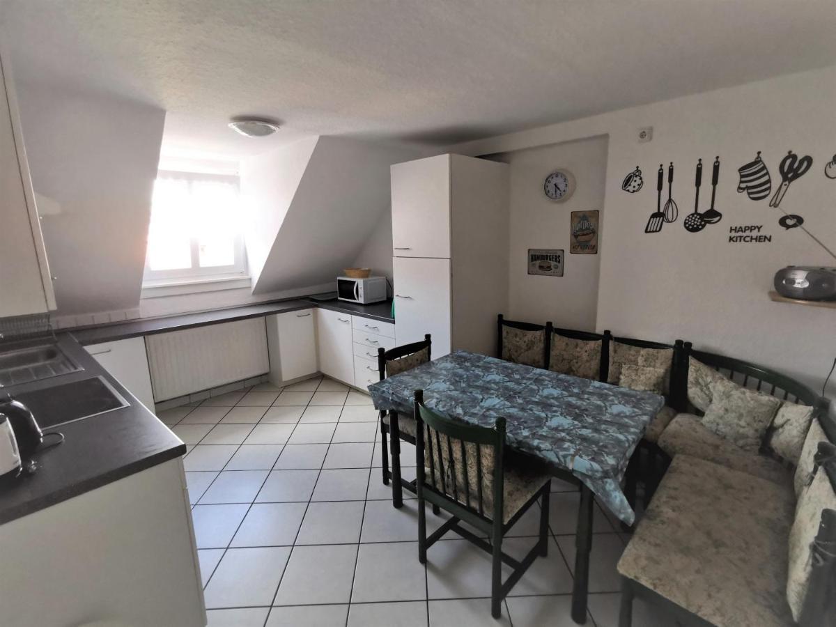 Hotel-Pension Zum Hirsch Hattersheim am Main ภายนอก รูปภาพ