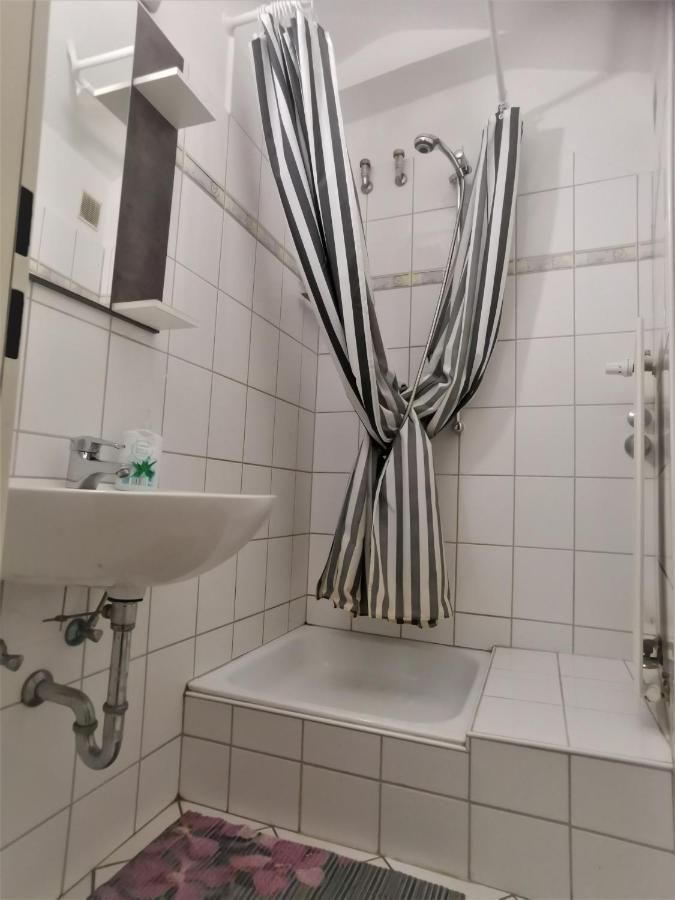 Hotel-Pension Zum Hirsch Hattersheim am Main ภายนอก รูปภาพ